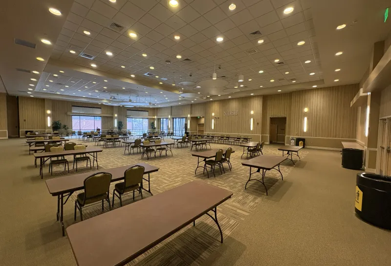 Ballroom B Resource Fair table arrangement