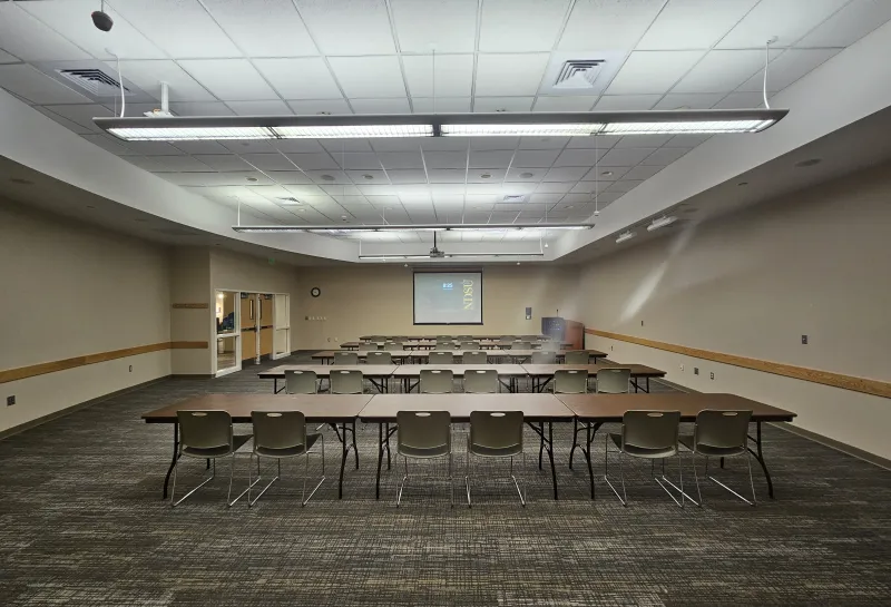 Hidatsa Room with classroom seating arrangement