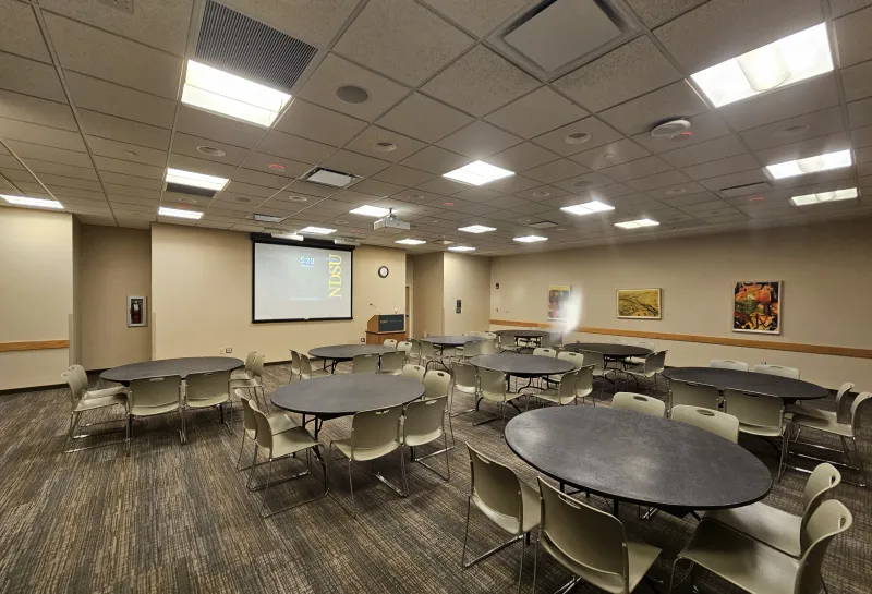 PRAIRIE ROUND TABLES