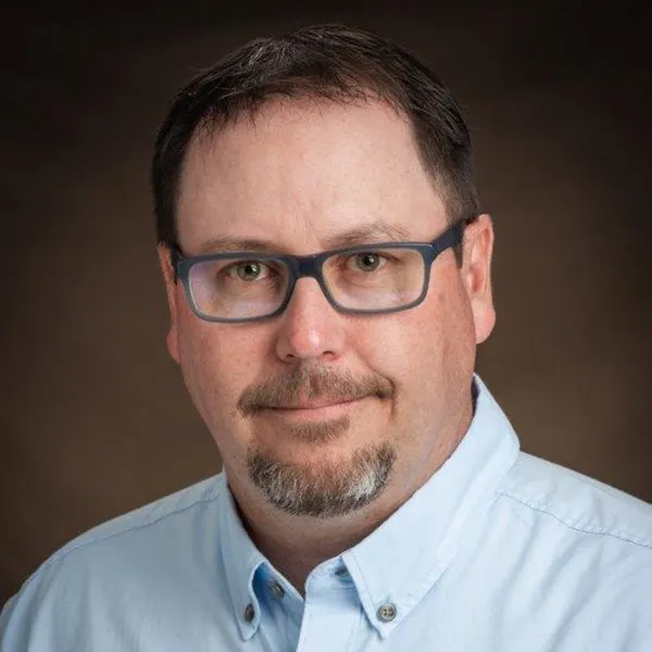 Scott Hoselton Headshot