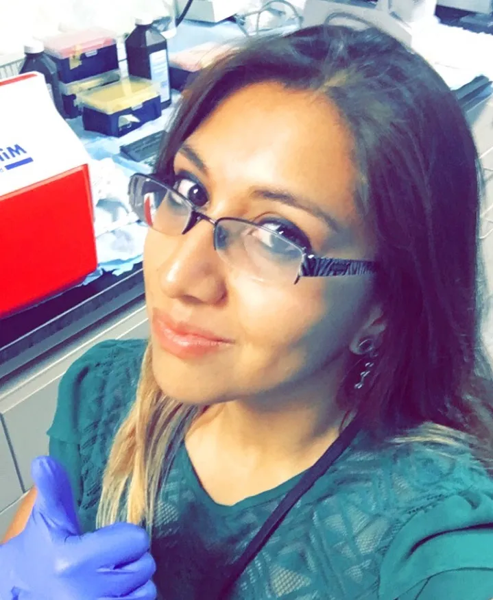 Jax working on biochemistry.