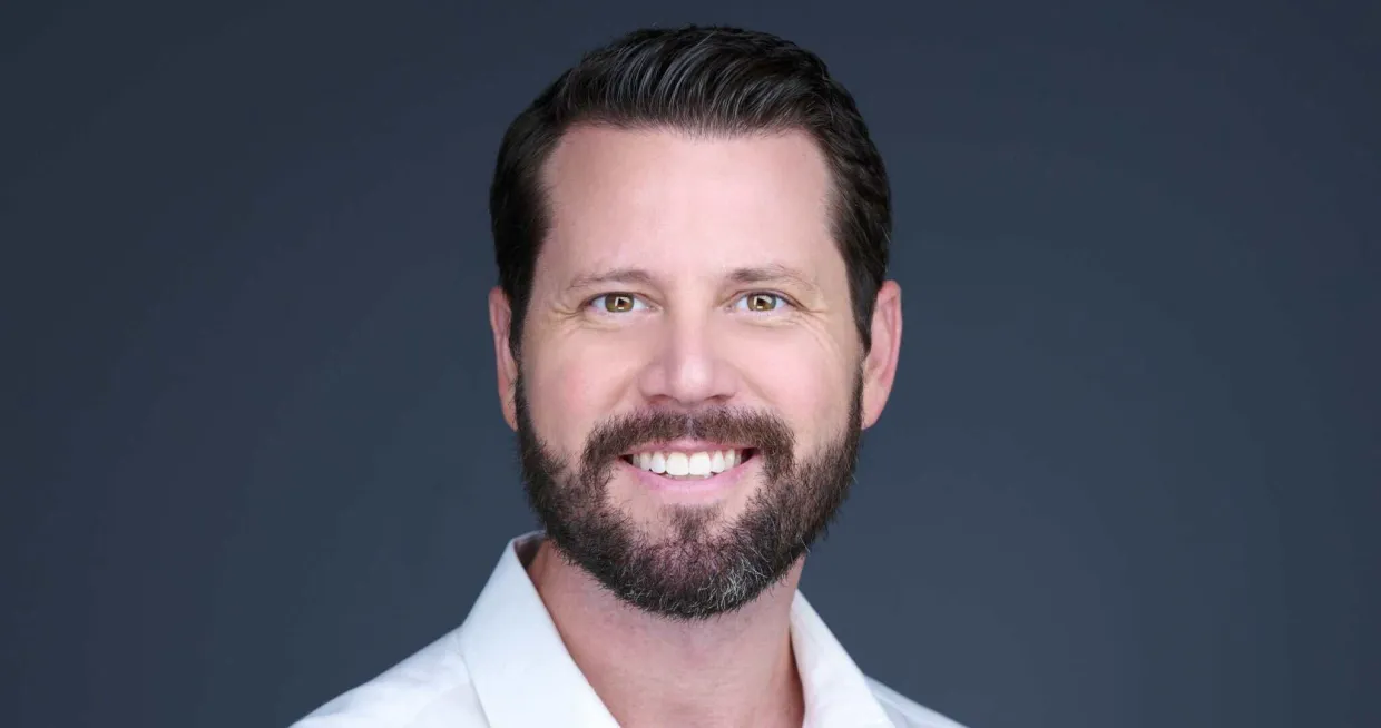 Headshot of Seth Dillon