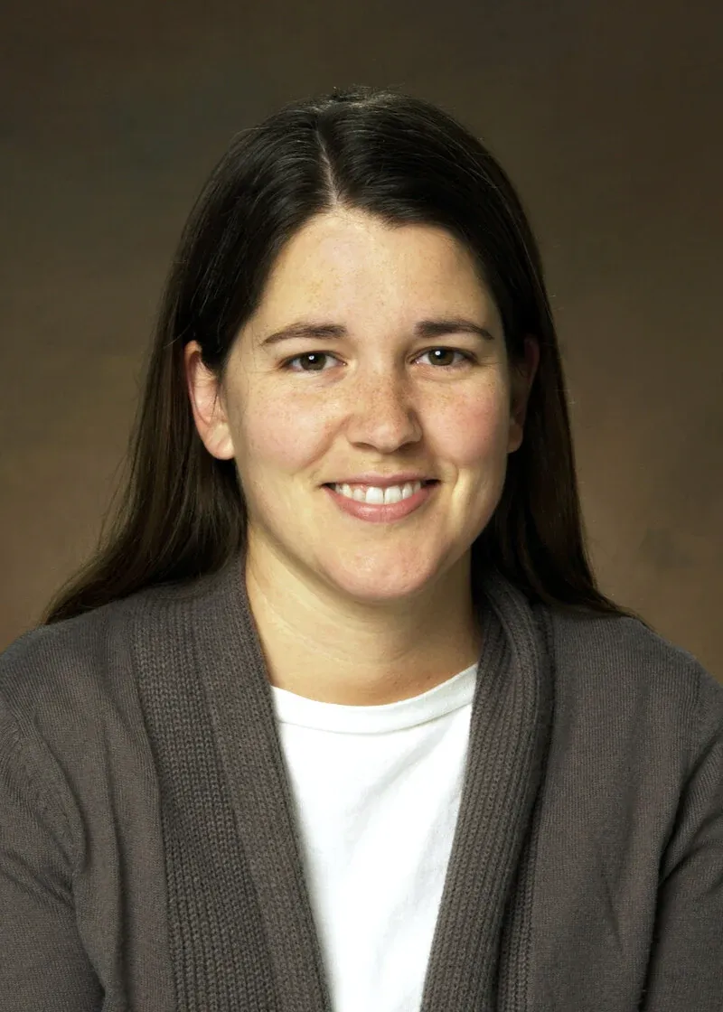 Jill Lodde-Greives Headshot