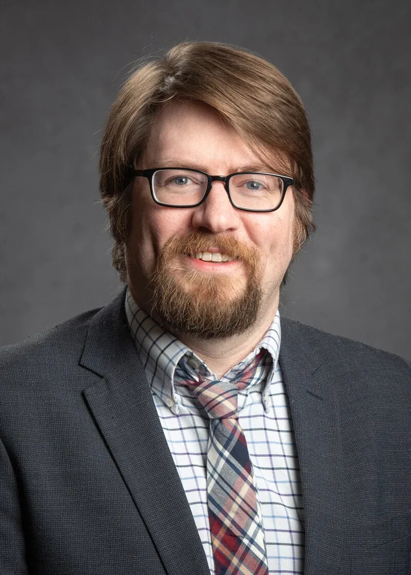 Kyle Vanderburg Headshot