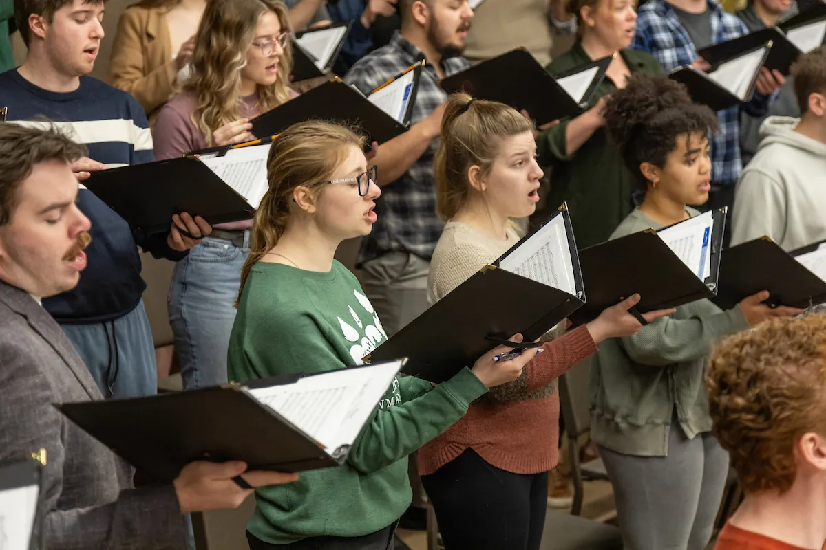 NDSU music students sings during choir class