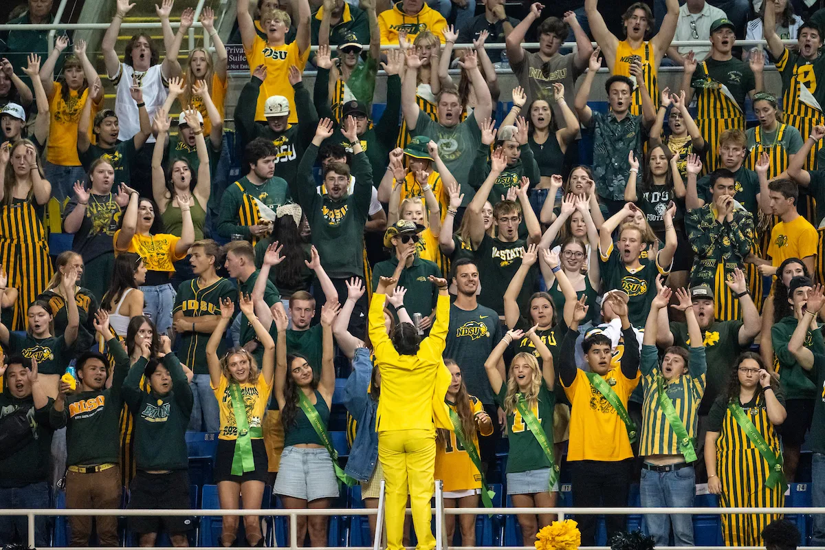 The crowd at NDSU 2025 Homecoming.