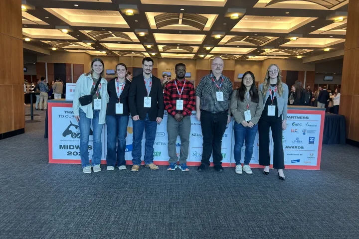 Students at midwest ASAS meeting