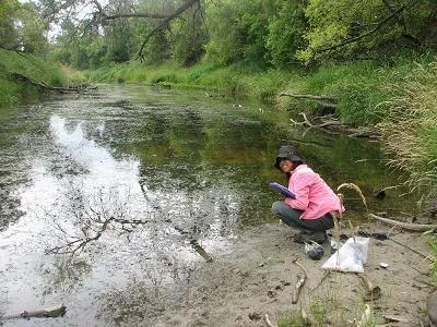 Dimuthu Wijeyaratne Field work in Souris River